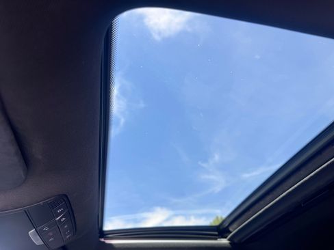 Used 2018 Mercedes-Benz C 300 Sedan image 20