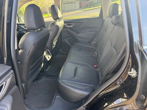 Used 2019 Subaru Forester Limited w/ Popular Package #3 image 8