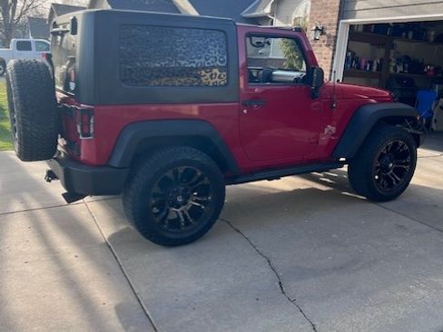 Used 2009 Jeep Wrangler X w/ Black Appearance Group image 13