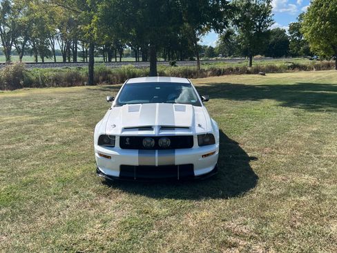 Used 2007 Ford Mustang GT Premium RWD image 5