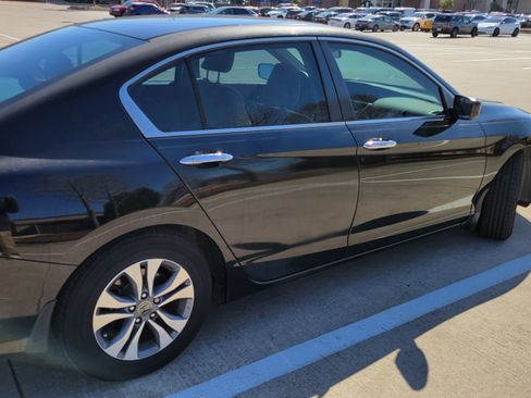 Used 2015 Honda Accord LX image 9