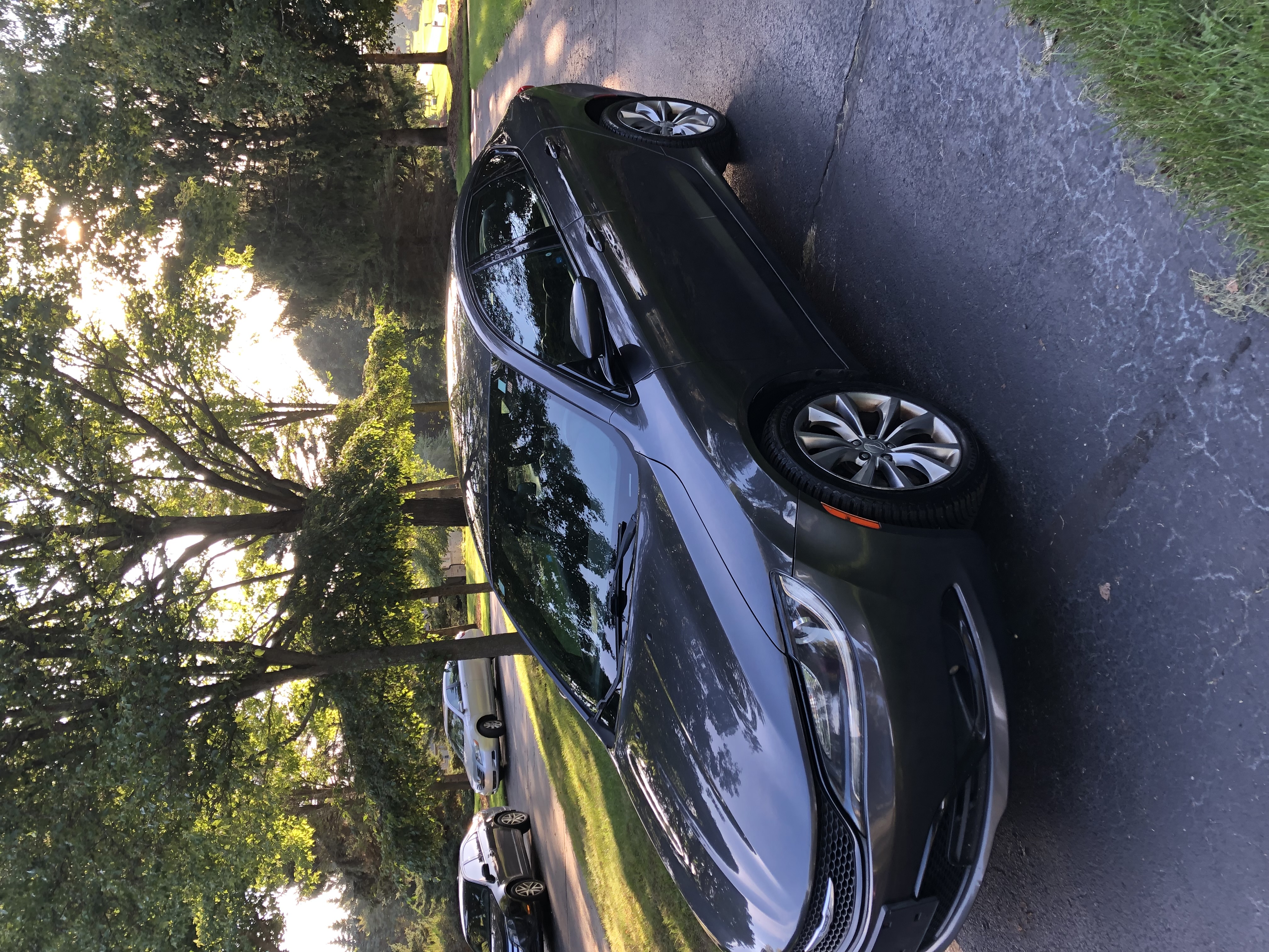 Used 2015 Chrysler 200 S FWD image 1