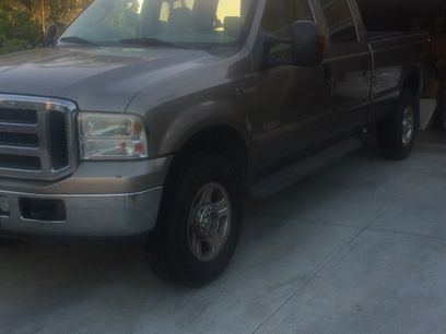 Used 2005 Ford F350 Lariat