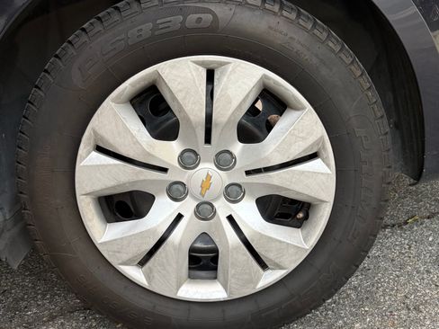 Used 2014 Chevrolet Cruze LS image 14