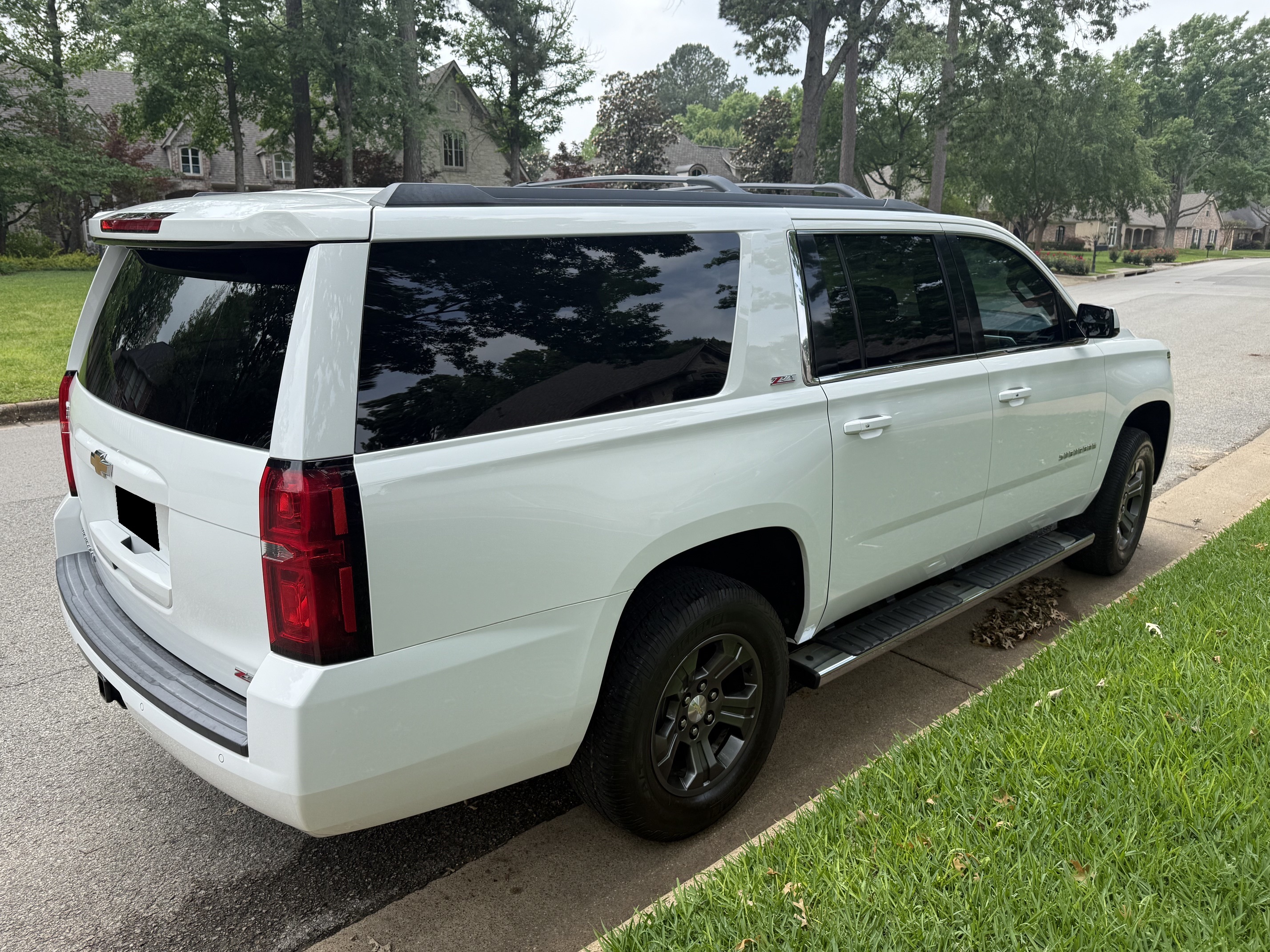 Used 2016 Chevrolet Suburban LT AWD/4WD image 2