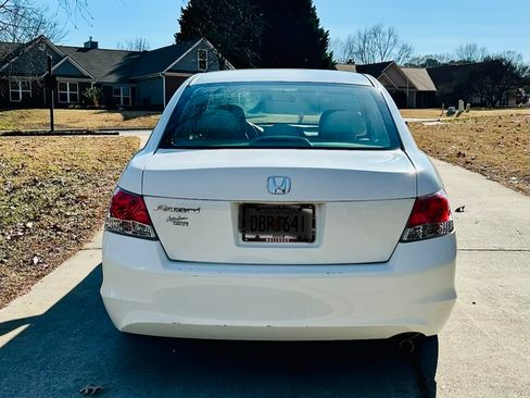 Used 2010 Honda Accord LX image 5
