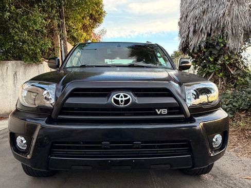 Used 2006 Toyota 4Runner Limited RWD image 2