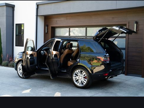 Used 2018 Land Rover Range Rover Sport Supercharged image 5