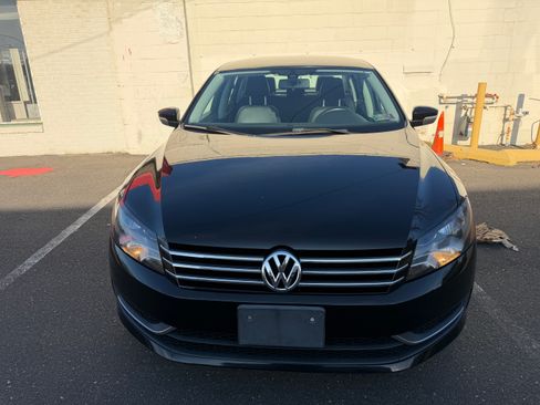 Used 2014 Volkswagen Passat 1.8T Wolfsburg Edition image 6