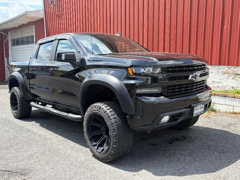 Used 2021 Chevrolet Silverado 1500 RST w/ Rally Edition AWD/4WD image 2
