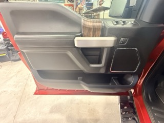 Used 2020 Ford F150 Lariat w/ Equipment Group 502A Luxury AWD/4WD image 20