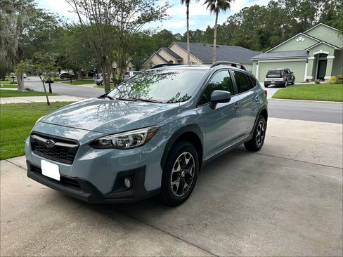 Used 2018 Subaru Crosstrek 2.0i Premium w/ Popular Package #2 AWD/4WD image 2