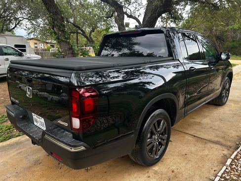 Used 2019 Honda Ridgeline Sport image 5