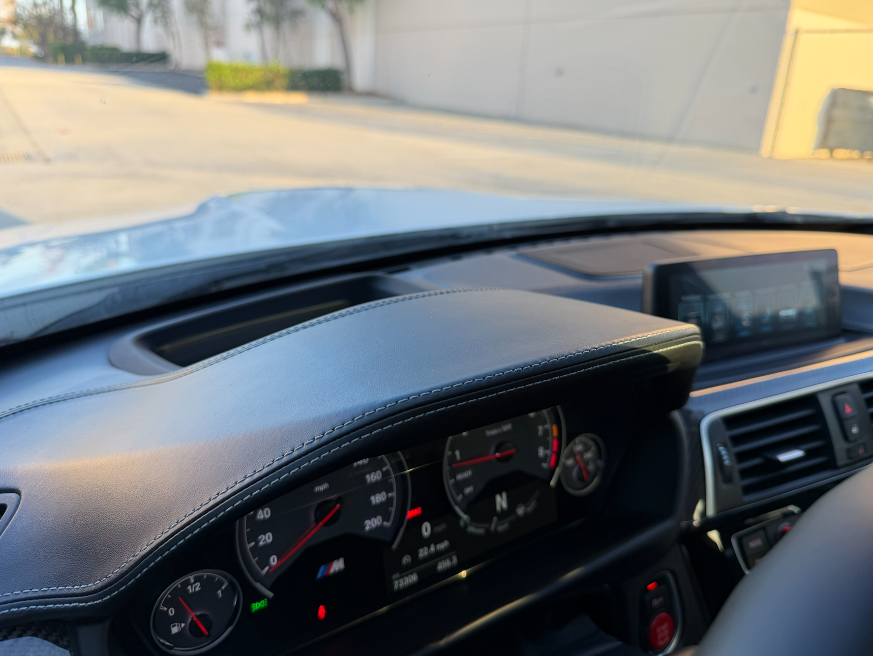 Used 2017 BMW M3 RWD image 28