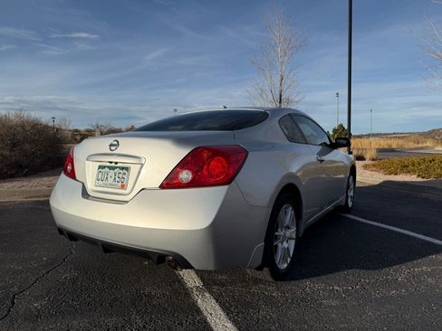 Used 2008 Nissan Altima 3.5 SE w/ Premium Pkg image 13