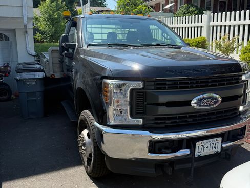 Used 2019 Ford F350 XL w/ XL Value Package AWD/4WD image 10