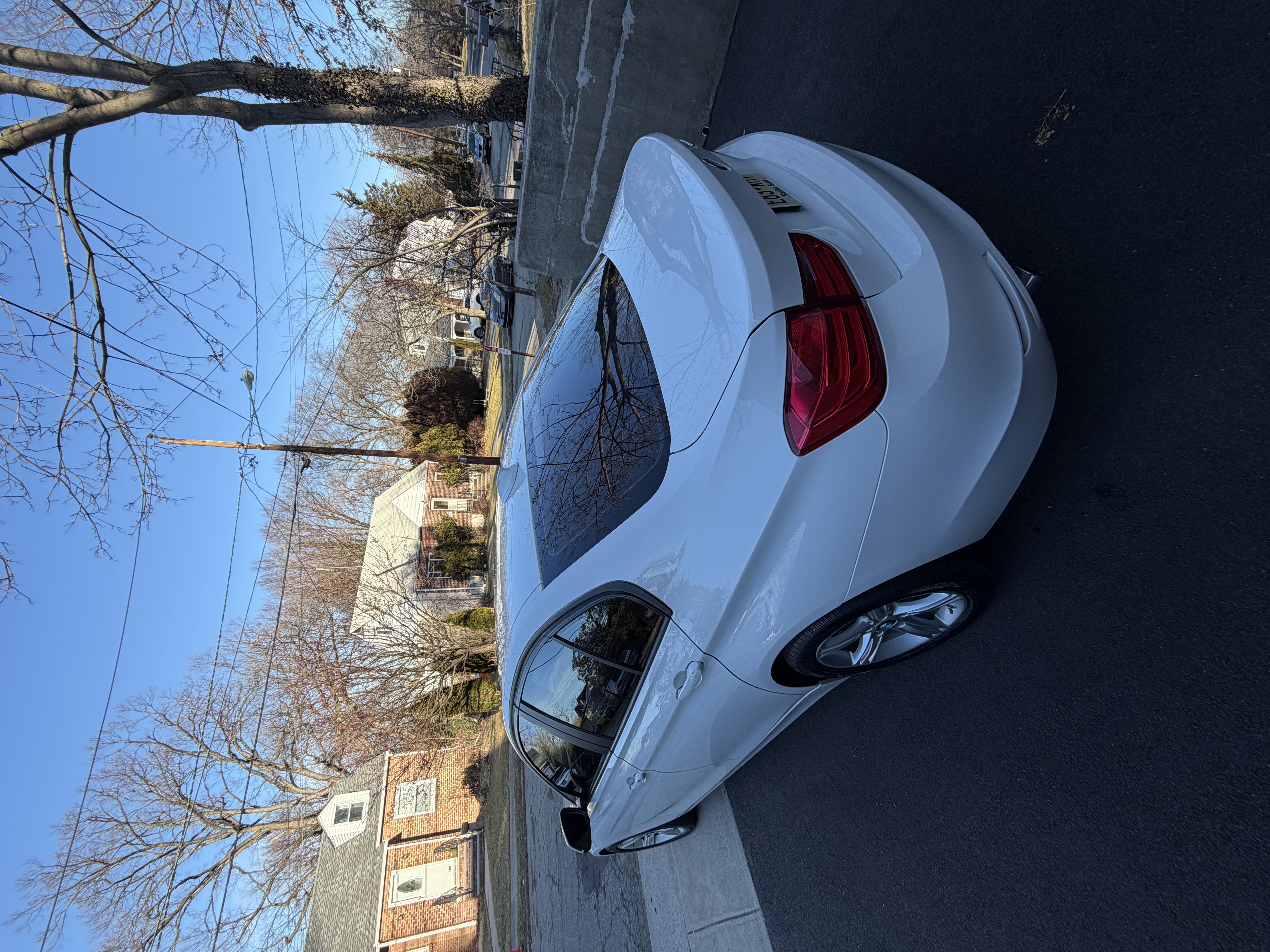 Used 2015 BMW 320i Sedan RWD image 15