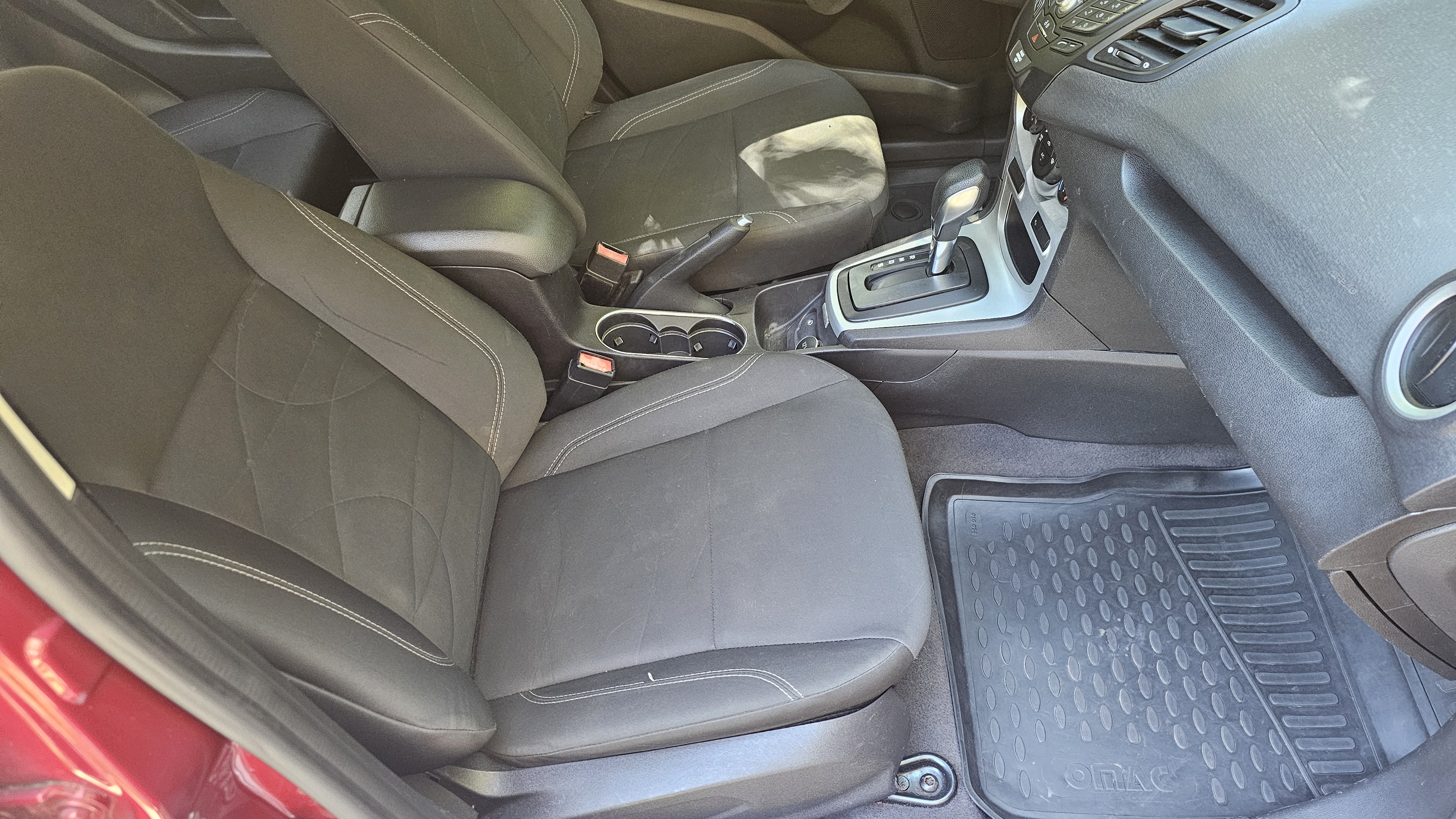 Used 2017 Ford Fiesta SE FWD image 16