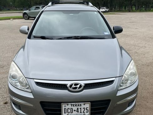 Used 2012 Hyundai Elantra w/ Preferred Pkg FWD image 1