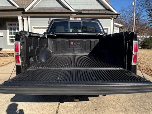 Used 2013 Ford F150 Lariat w/ Mid Equipment Group image 11