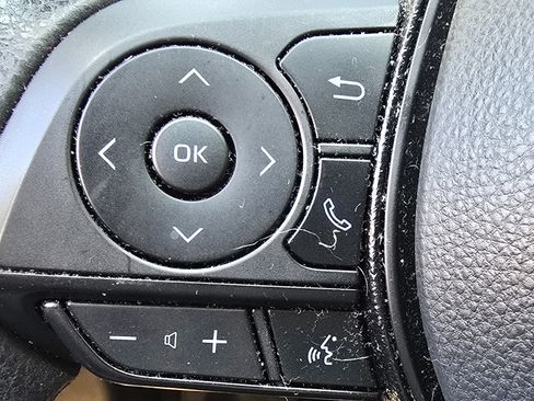 Used 2021 Toyota RAV4 LE w/ Protection Package (TMS) image 23