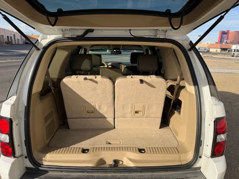 Used 2007 Ford Explorer Eddie Bauer image 8