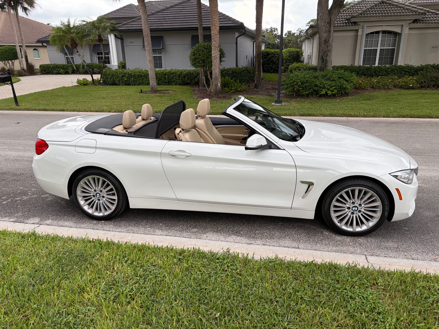Used 2015 BMW 428i xDrive Convertible AWD/4WD image 6