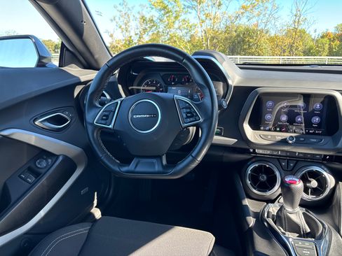 Used 2022 Chevrolet Camaro LT w/ RS Package image 26