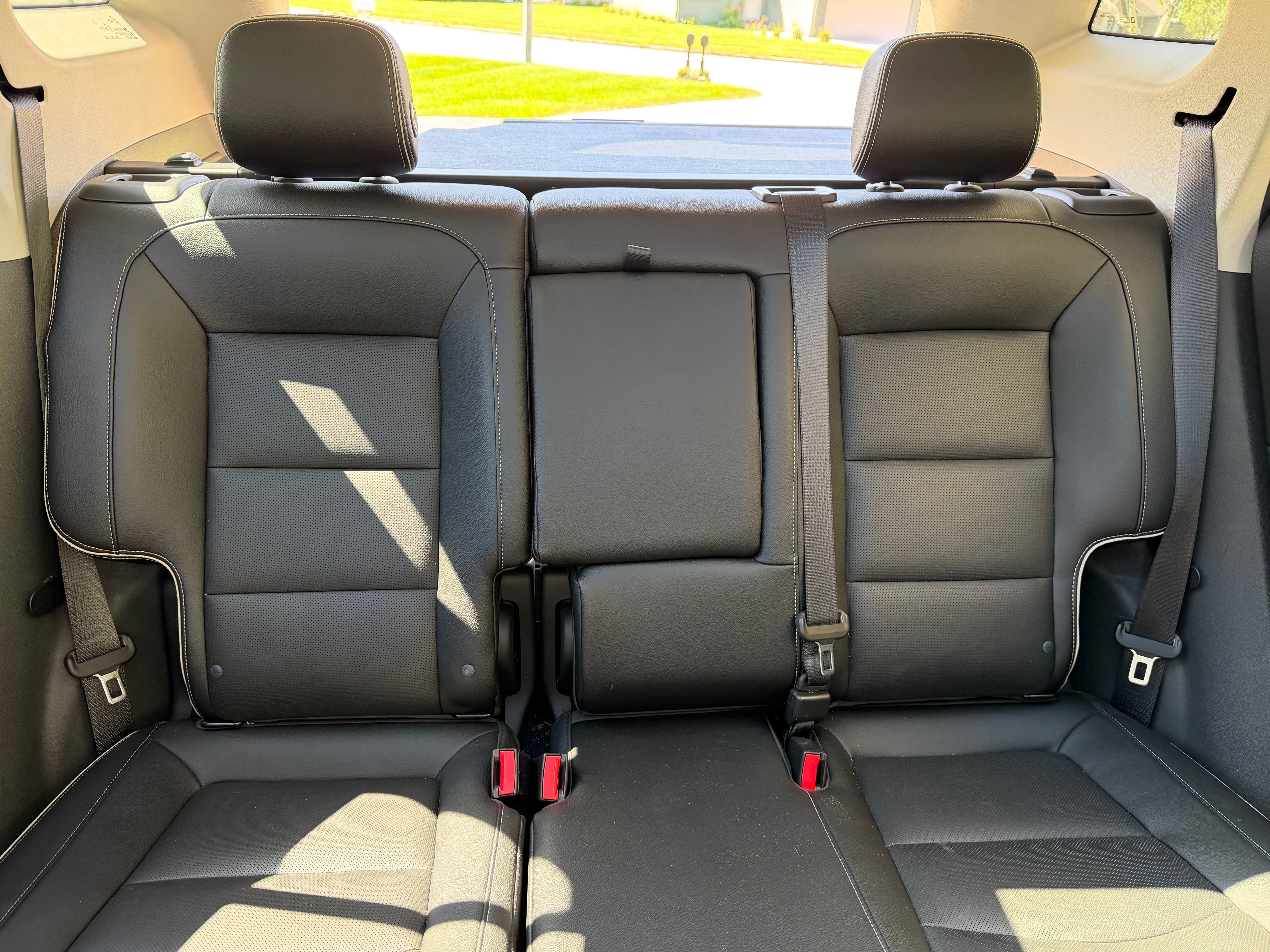 Used 2020 GMC Terrain Denali w/ GMC Pro Grade Package AWD/4WD image 13