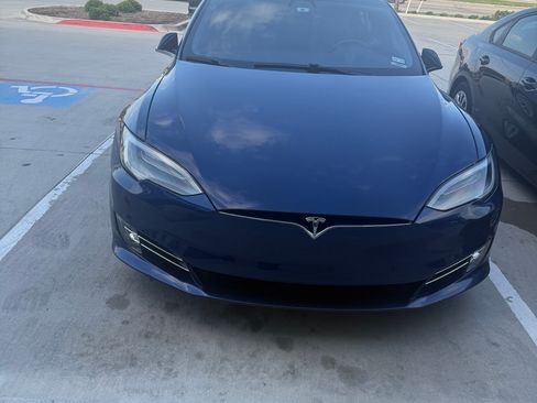 Used 2020 Tesla Model S Long Range Plus AWD/4WD image 4