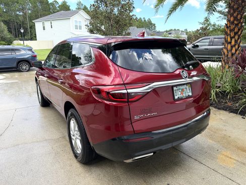 Used 2020 Buick Enclave Essence w/ Sound and Sites Package FWD image 12