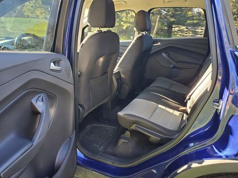 Used 2016 Ford Escape SE w/ Equipment Group 201A image 13