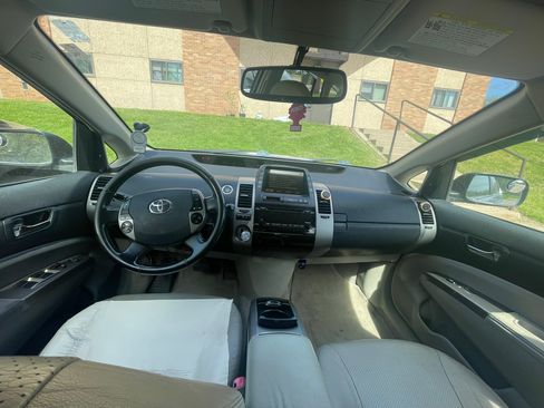 Used 2006 Toyota Prius FWD image 2