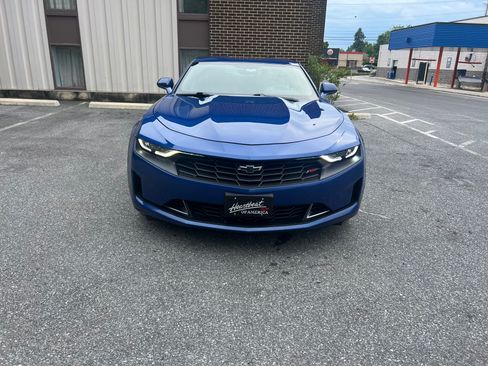 Used 2019 Chevrolet Camaro LT w/ RS Package RWD image 4