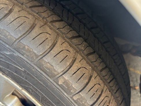 Used 2012 Subaru Outback 2.5i Limited image 10