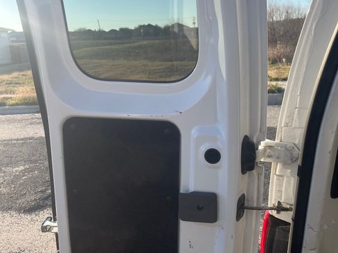 Used 2020 Nissan NV200 SV w/ Back Door Glass Package image 19