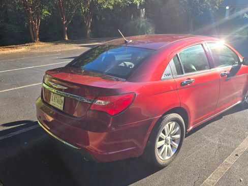 Used 2014 Chrysler 200 Limited w/ Sun/Sound Group image 6