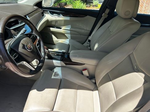 Used 2013 Cadillac XTS Luxury w/ Driver Awareness Package FWD image 5