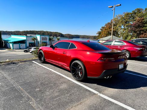 Used 2014 Chevrolet Camaro SS w/ SS Performance Package RWD image 5