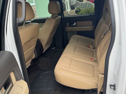 Used 2014 Ford F150 XLT w/ Equipment Group 302A Luxury AWD/4WD image 17