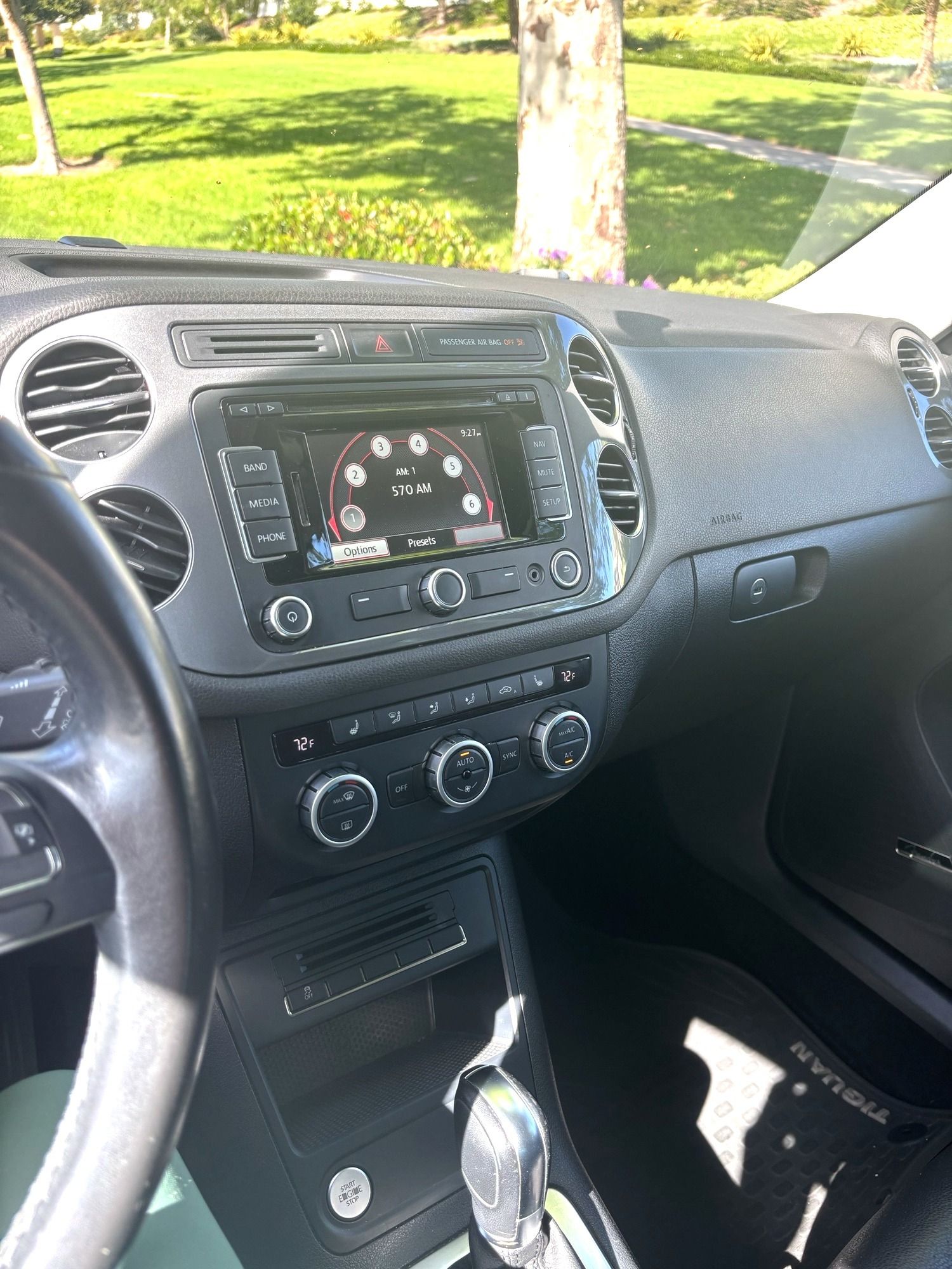 Used 2014 Volkswagen Tiguan SEL FWD image 15