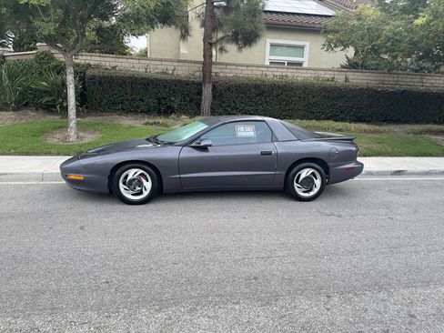 Used 1994 Pontiac Firebird Formula image 6
