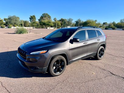 Used 2018 Jeep Cherokee Latitude w/ Altitude Package