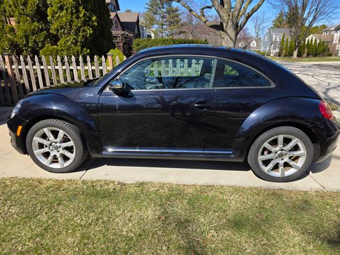 Used 2013 Volkswagen Beetle 2.5 Fender image 1