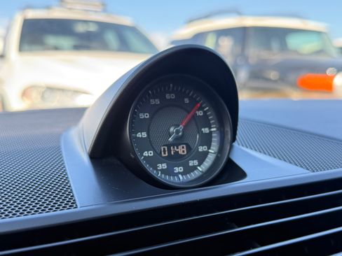 Used 2018 Porsche Panamera 4S image 15