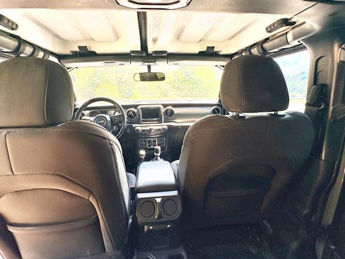 Used 2022 Jeep Wrangler Unlimited Sport AWD/4WD image 26