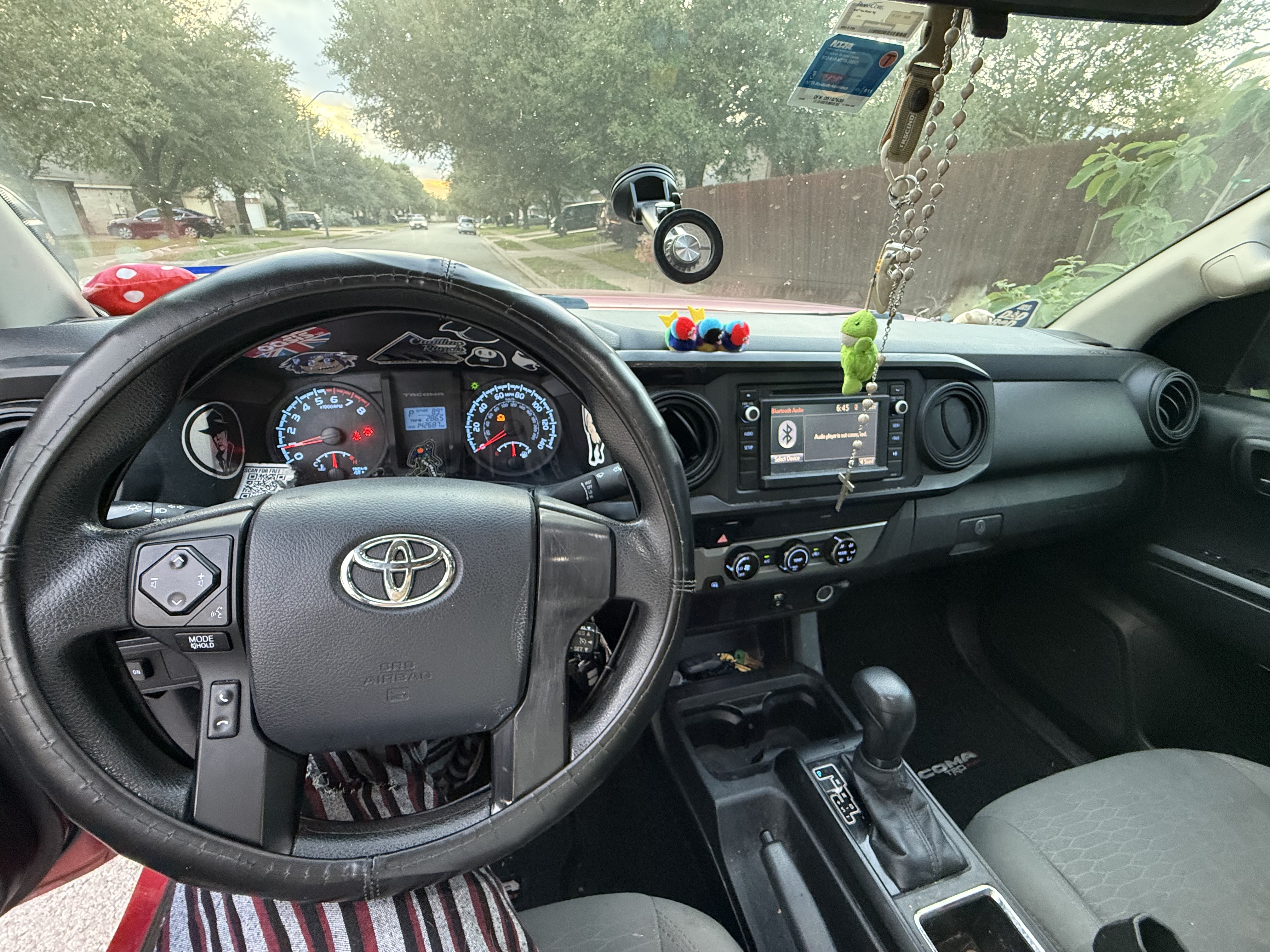 Used 2017 Toyota Tacoma SR w/ SR Convenience Package RWD image 17