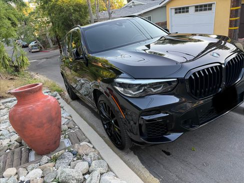 Used 2023 BMW X5 sDrive40i w/ M Sport Package image 2