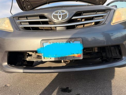 Used 2013 Toyota Corolla LE FWD image 13