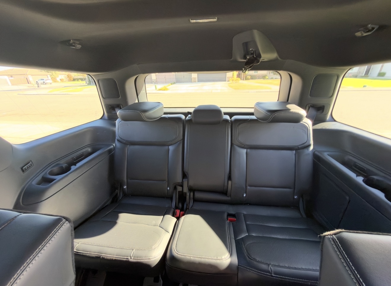 Used 2026 Ford Expedition Platinum w/ Stealth Performance Package AWD/4WD image 13